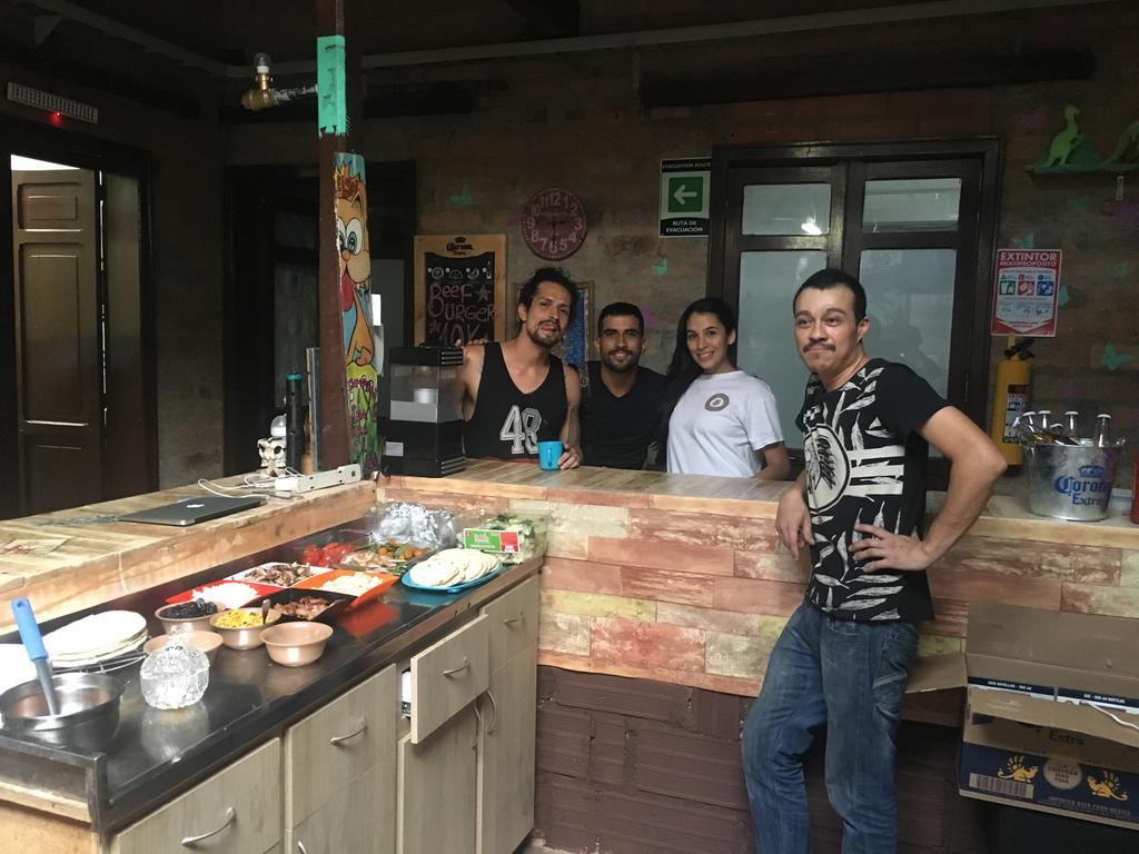Mila Hostel Medellín Exterior foto